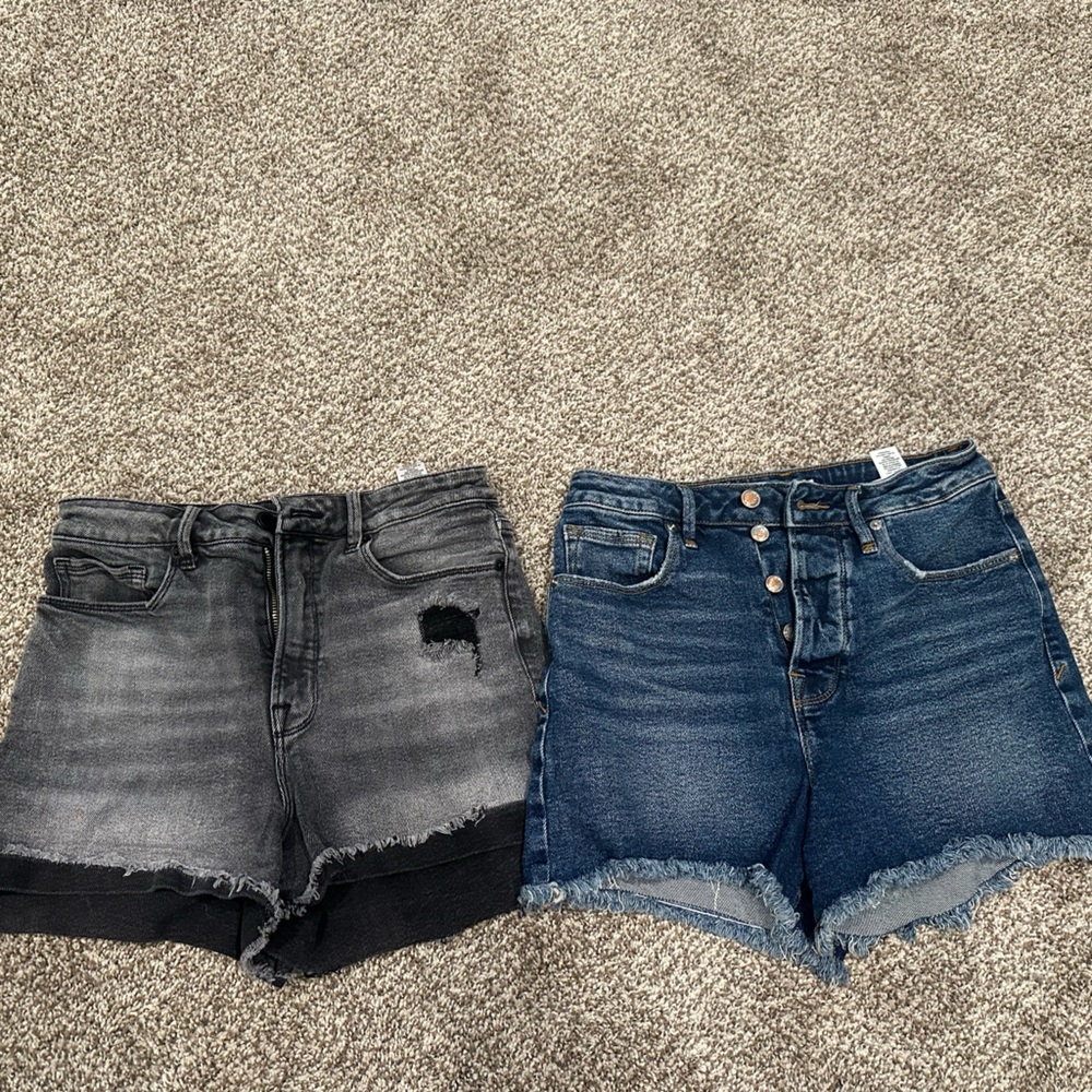 Good American Shorts (2 pairs)
